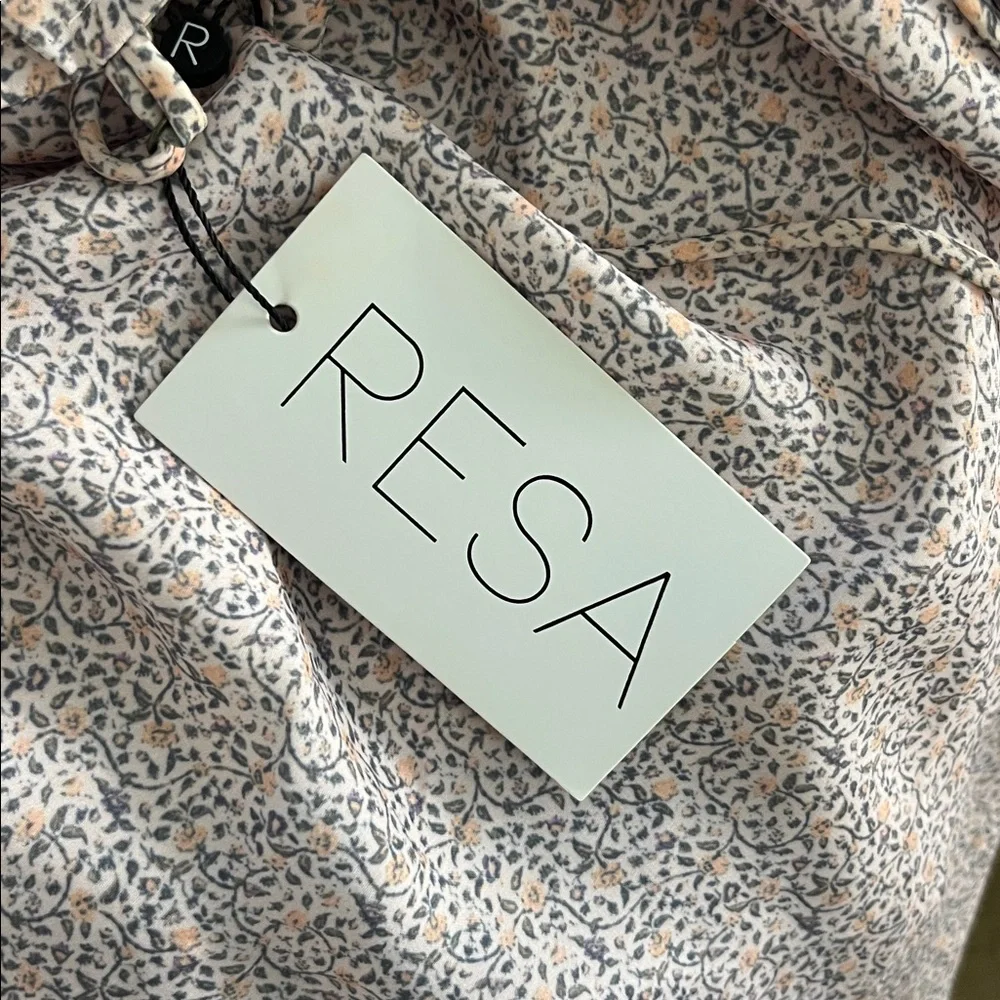 RESA Floral Pattern Dress - Picture 4 of 5